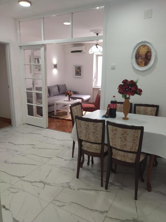 Palace Luxury Apartments The Heart Of 贝尔格莱德 外观 照片